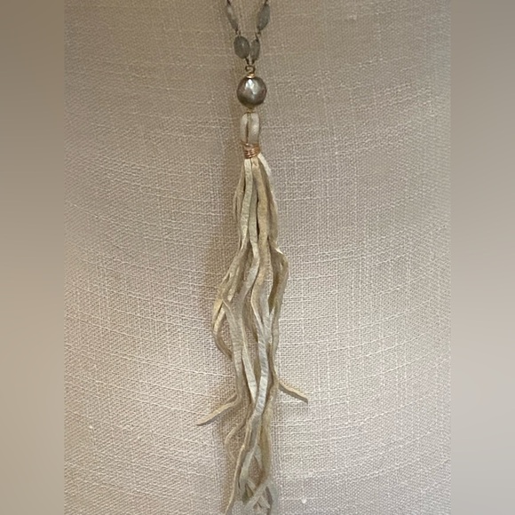 Labradorite & Tahitian Pearl Tassel Necklace - Picture 3 of 7